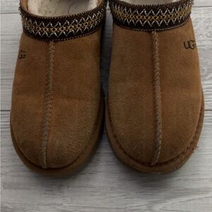 UGG women Brown Suede Slippers